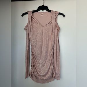 Jennifer Lopez longsleeved pink shirt